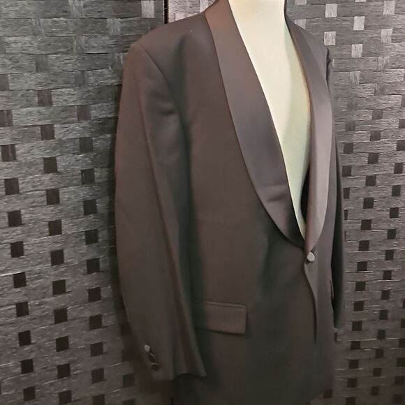 Men's Classic Black Tux Blazer Size 42R - Picture 5 of 13